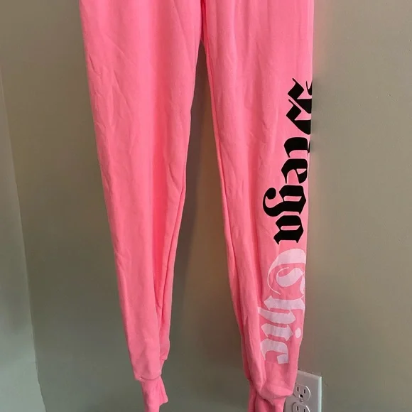 NWOT Wildfox Mega Chic Rose Sweatpants XS Coral - Picture 3 of 8